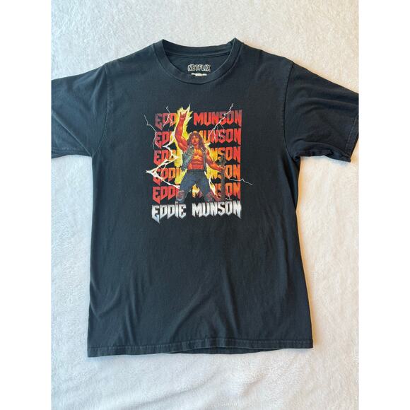Stranger Things Youth Tshirt Medium Eddie Munson Graphic Tshirt Metallica - Picture 7 of 7